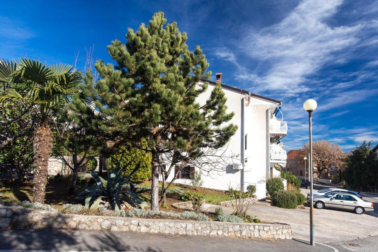 Apartment Bella-Vista Ічичі Екстер'єр фото
