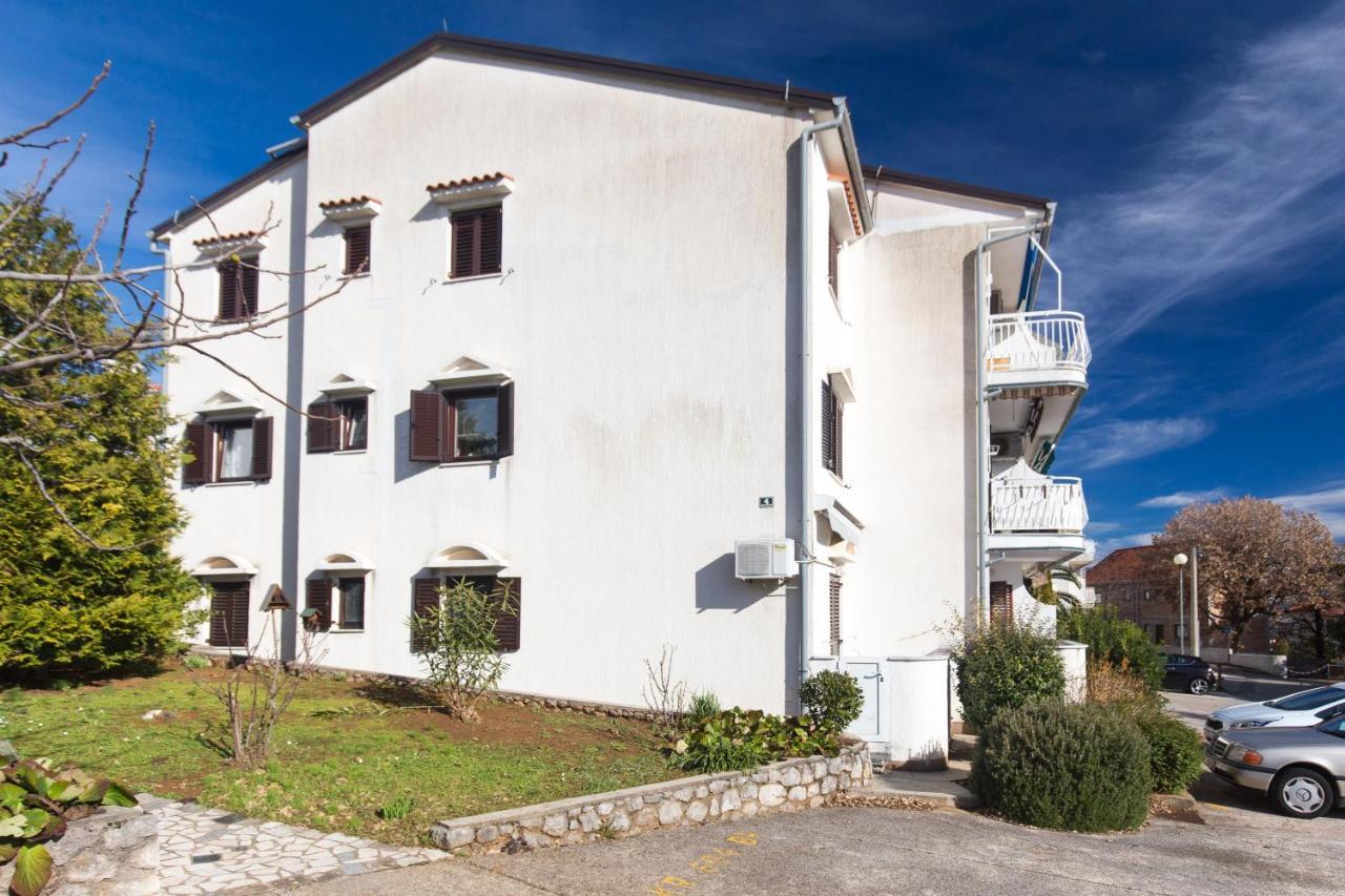 Apartment Bella-Vista Ічичі Екстер'єр фото